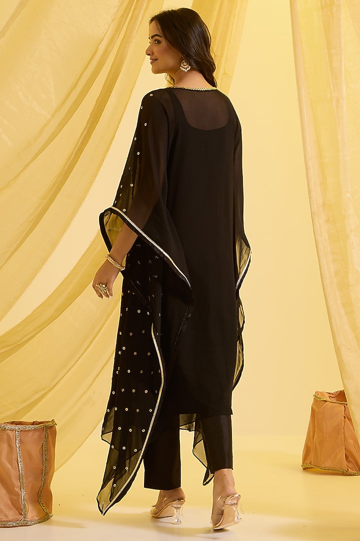 Black Silk & Georgette Hand Embroidered Kaftan Set by SONAL PASRIJA at Pernia's Pop Up Shop