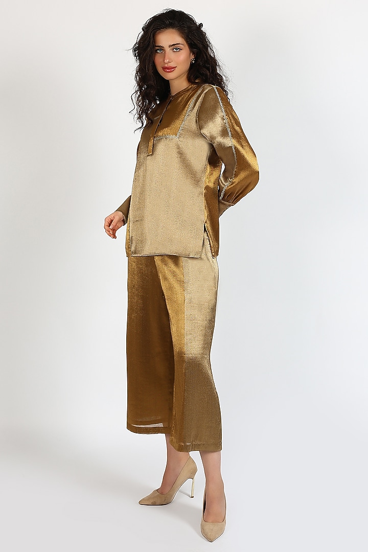 Ochre Tissue Zari Embroidered Co-Ord Set by Sonal Singh at Pernia's Pop Up Shop