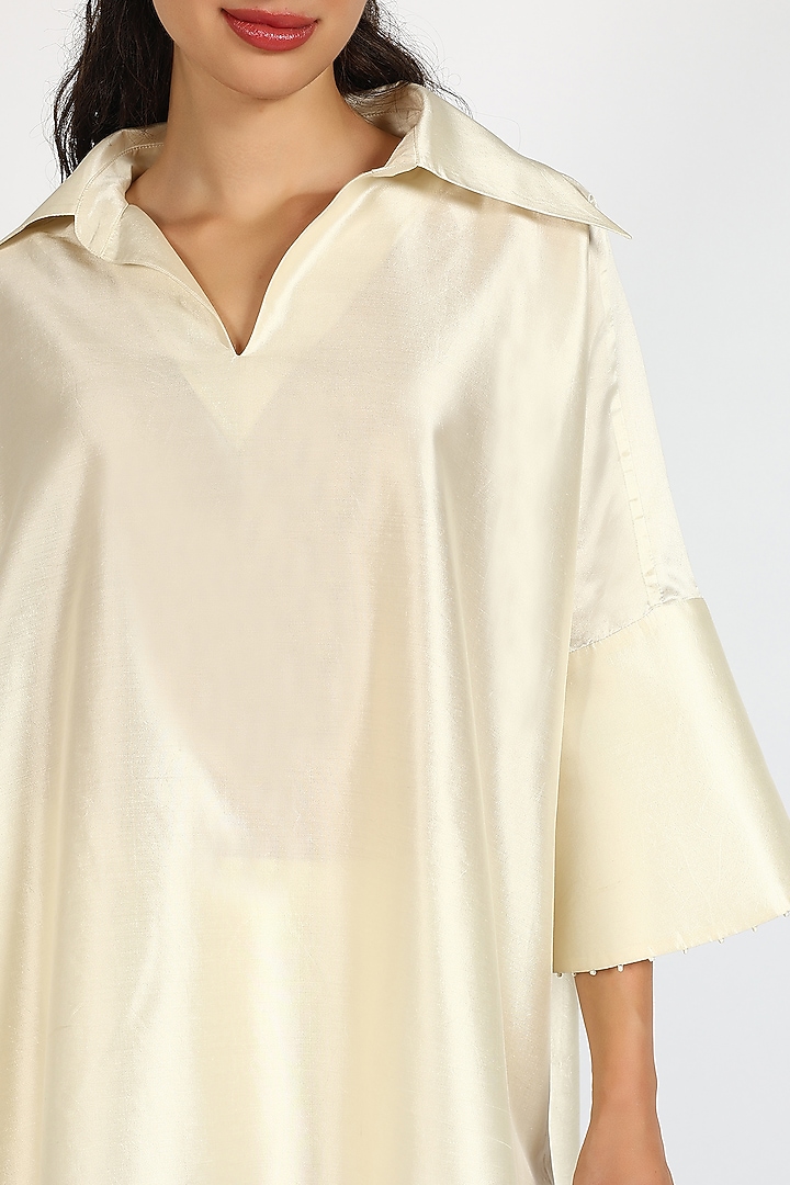 Coconut White Silk Chanderi Hand Embroidered Co-Ord Set by Sonal Singh at Pernia's Pop Up Shop