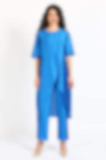 Cobalt Blue Silk Hand Embroidered Kurta Set by Sonal Singh at Pernia's Pop Up Shop