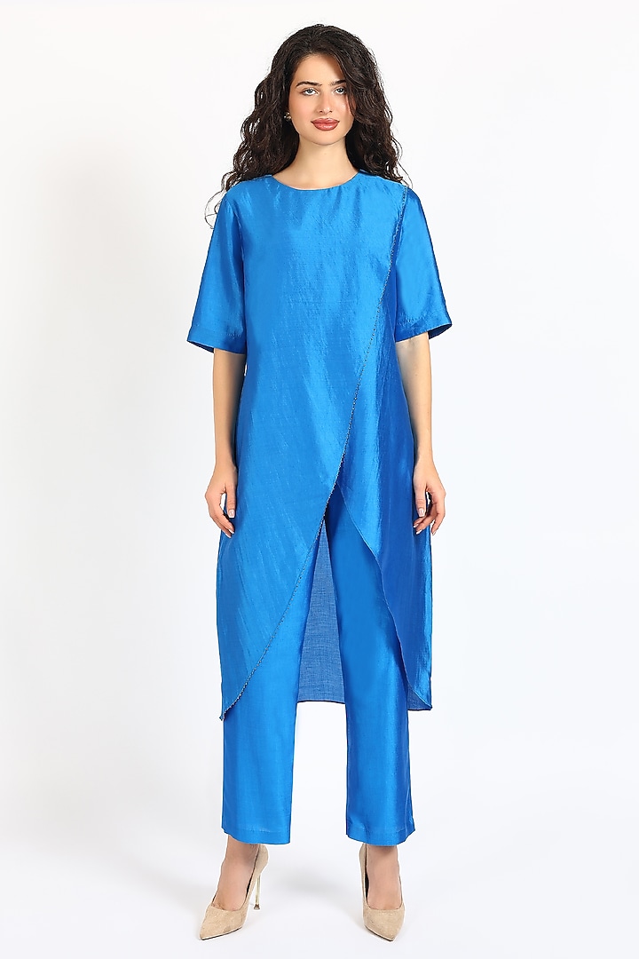 Cobalt Blue Silk Hand Embroidered Kurta Set by Sonal Singh at Pernia's Pop Up Shop