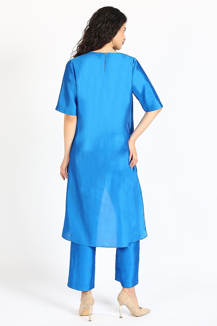 Cobalt Blue Silk Hand Embroidered Kurta Set by Sonal Singh at Pernia's Pop Up Shop
