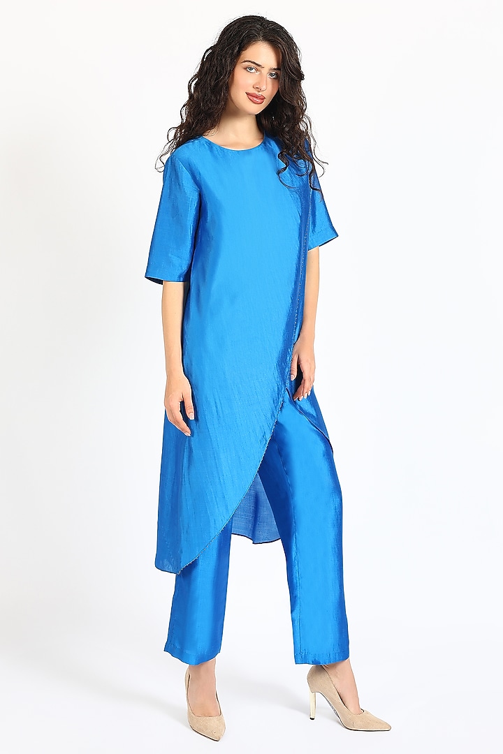 Cobalt Blue Silk Hand Embroidered Kurta Set by Sonal Singh at Pernia's Pop Up Shop