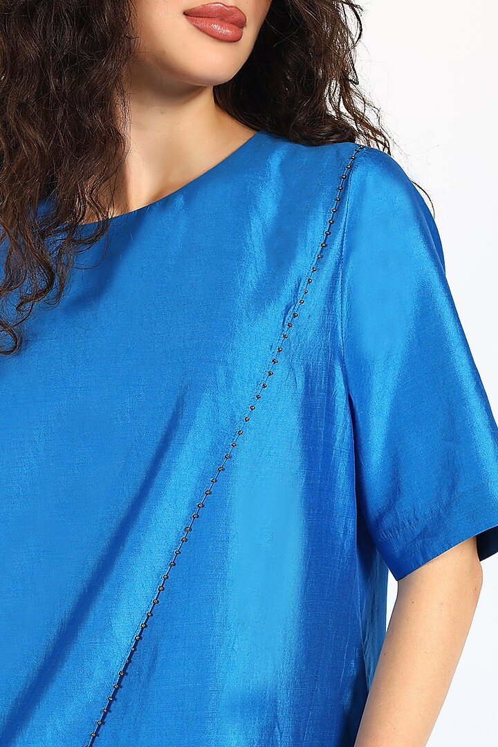 Cobalt Blue Silk Hand Embroidered Kurta Set by Sonal Singh at Pernia's Pop Up Shop