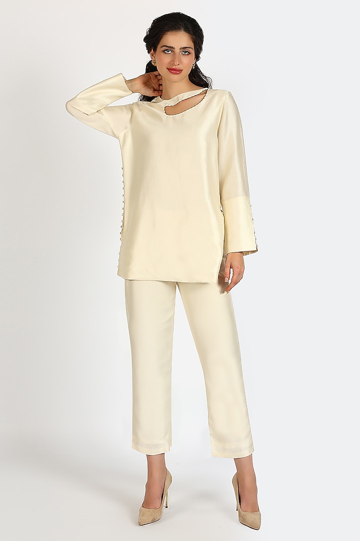 Coconut Milk Silk Chanderi Co-Ord Set by Sonal Singh at Pernia's Pop Up Shop