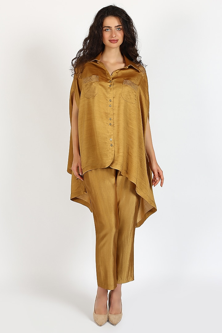 Ochre Silk Chanderi Hand Embroidered Co-Ord Set by Sonal Singh at Pernia's Pop Up Shop