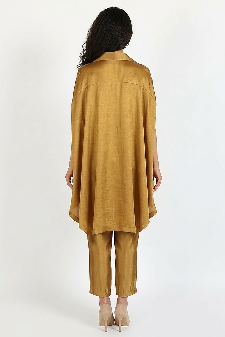 Ochre Silk Chanderi Hand Embroidered Co-Ord Set by Sonal Singh at Pernia's Pop Up Shop