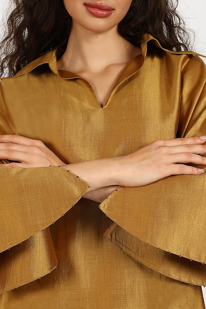 Honey Bronze Silk Chanderi Hand Embroidered Co-Ord Set by Sonal Singh at Pernia's Pop Up Shop