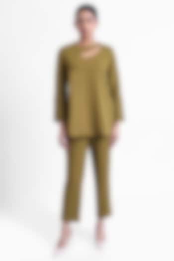 Olive Green Banana Crepe Co-Ord Set by Sonal Singh at Pernia's Pop Up Shop