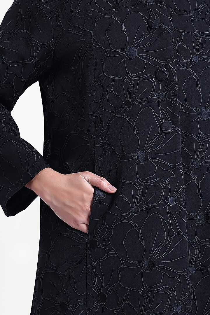 Black Banana Crepe Thread Embroidered Jacket by Sonal Singh at Pernia's Pop Up Shop