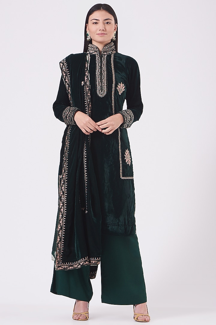 Bottle Green Zardosi Embroidered Kurta Set by Soniya G at Pernia's Pop Up Shop