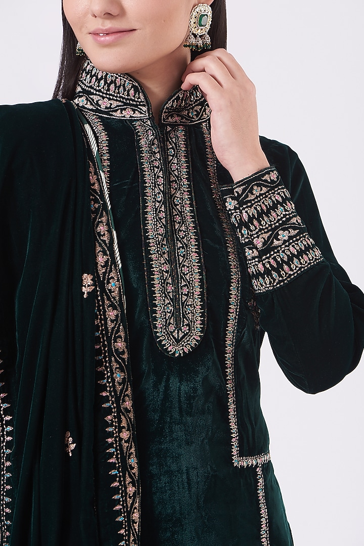 Bottle Green Zardosi Embroidered Kurta Set by Soniya G at Pernia's Pop Up Shop