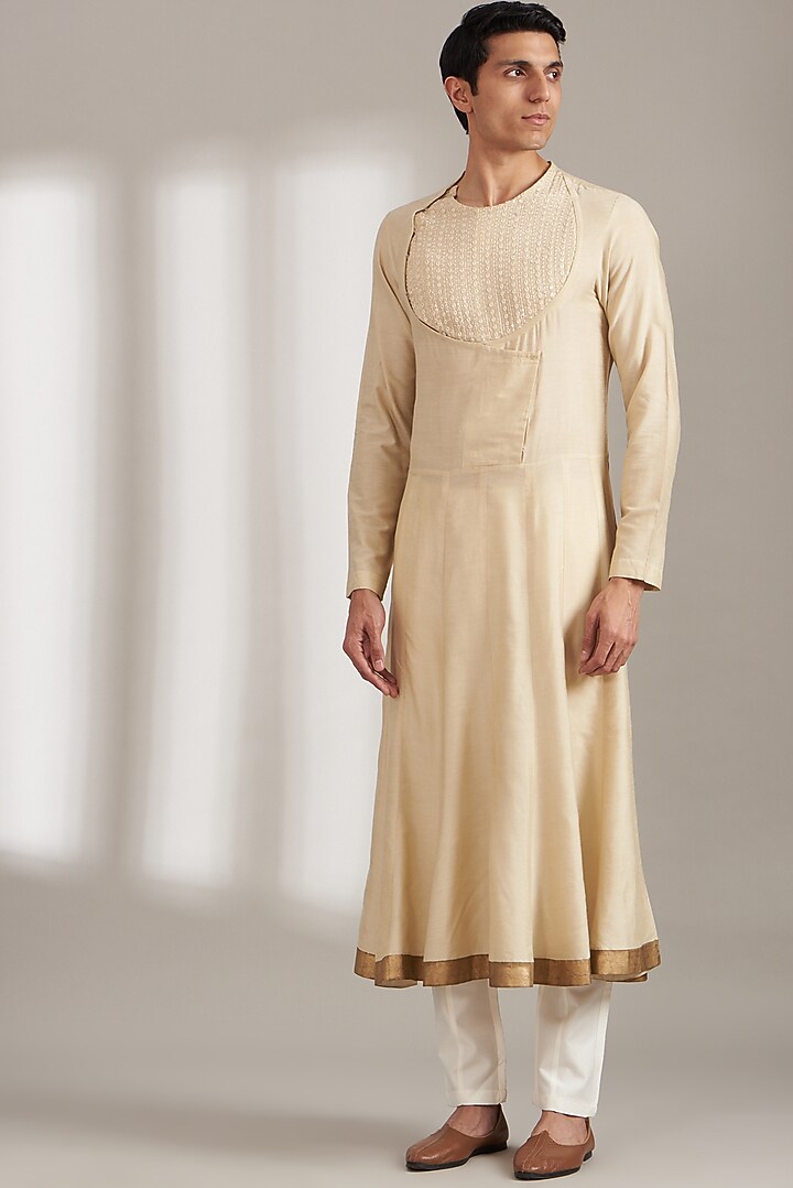 Ivory Pure Handloom Silk Embellished Groom Sherwani Set by Soniya G Men at Pernia's Pop Up Shop