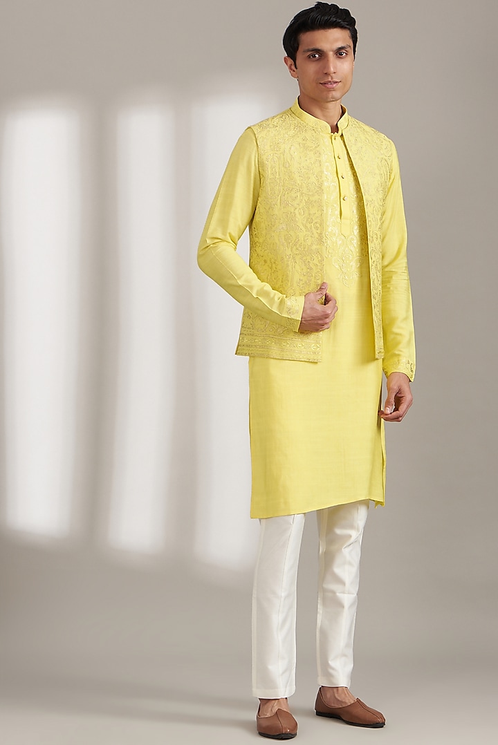 Lemon Yellow Handloom Silk Printed Bundi Set by Soniya G Men