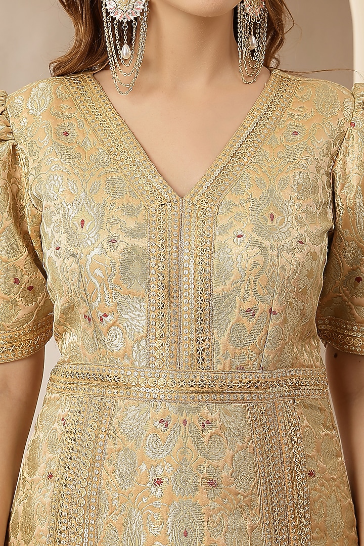 Gold Silk Brocade Embroidered Kurta Set by Soniya G at Pernia's Pop Up Shop