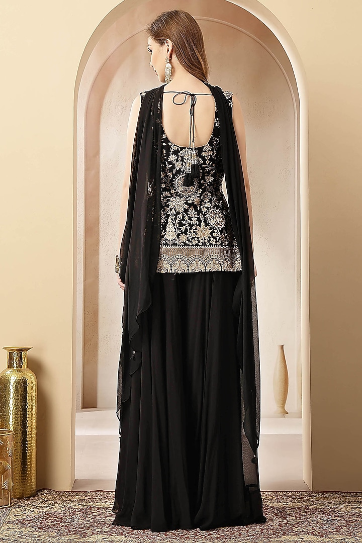Black Georgette Embroidered Kurta Set by Soniya G at Pernia's Pop Up Shop