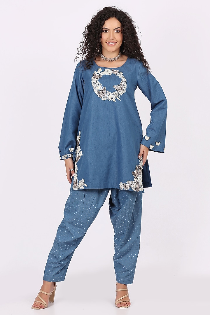 Blue Denim Thread Embroidered Kurta Set by Soniya G at Pernia's Pop Up Shop