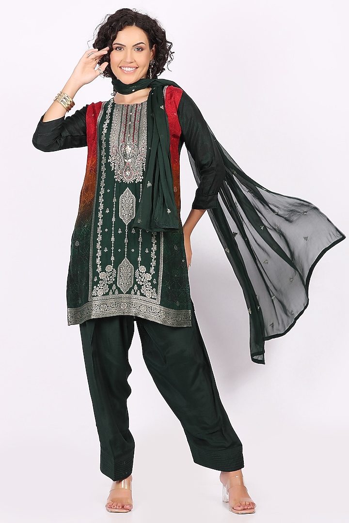 Bottle Green Cotton Crepe Embroidered Kurta Set by Soniya G at Pernia's Pop Up Shop