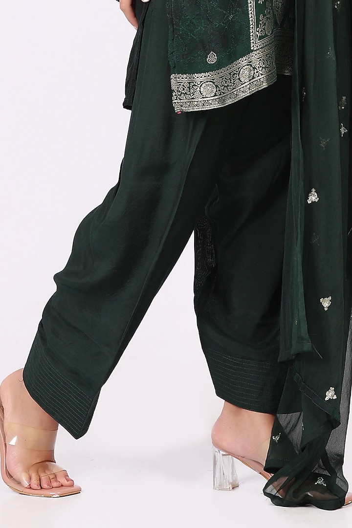 Bottle Green Cotton Crepe Embroidered Kurta Set by Soniya G at Pernia's Pop Up Shop