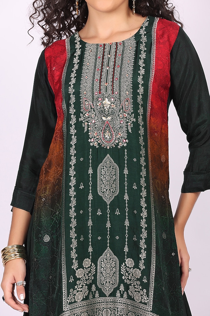 Bottle Green Cotton Crepe Embroidered Kurta Set by Soniya G at Pernia's Pop Up Shop