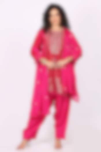 Magenta Cotton Crepe Zari Embellished Kurta Set by Soniya G at Pernia's Pop Up Shop