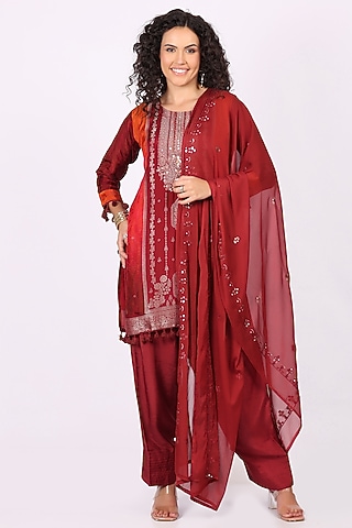 Red Cotton Crepe Zari Embellished Kurta Set by Soniya G