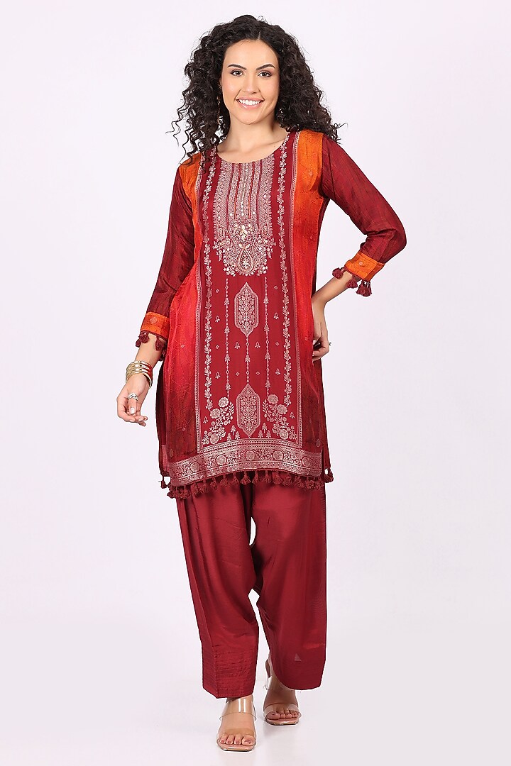Red Cotton Crepe Zari Embellished Kurta Set by Soniya G at Pernia's Pop Up Shop