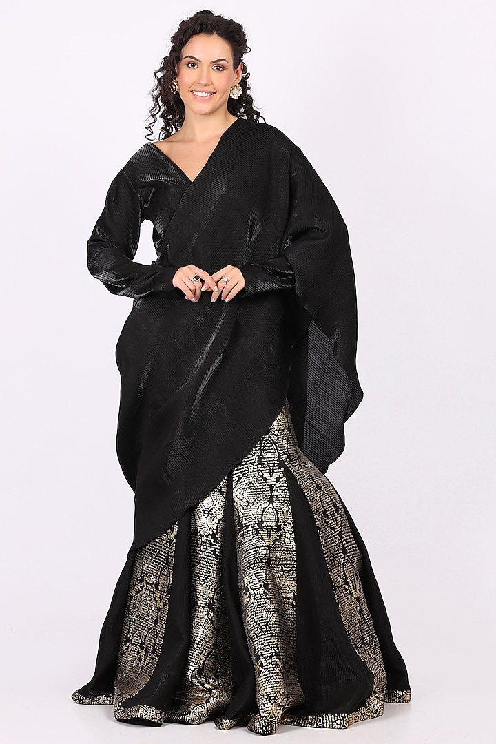 Black Pleated Tissue Embellished Draped Wedding Saree Set by Soniya G at Pernia's Pop Up Shop