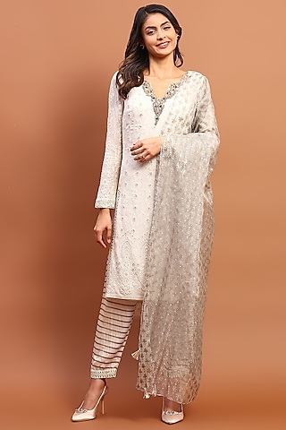 White Chikankari Embroidered Kurta Set by Soniya G