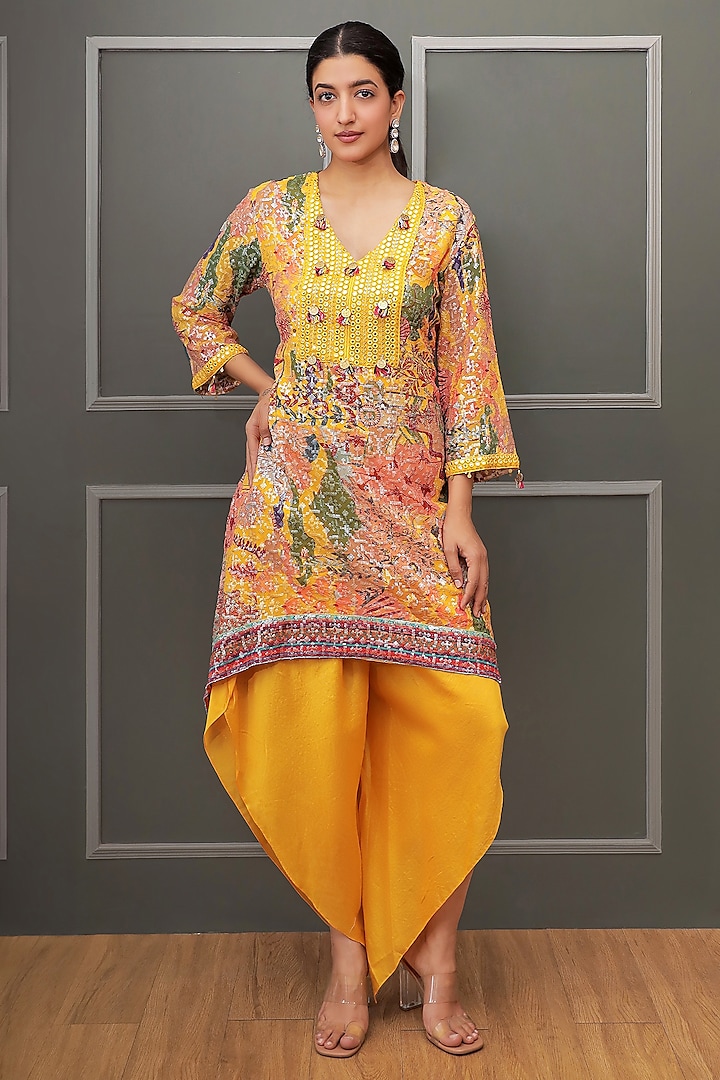 Yellow Georgette Sequins Printed & Embellished Kurta Set by Soniya G at Pernia's Pop Up Shop