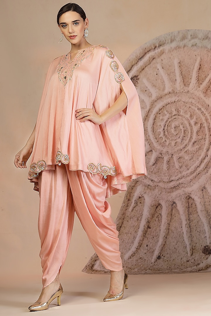 Powder Pink Muslin Silk Beadwork Kurta Set by Soniya G at Pernia's Pop Up Shop
