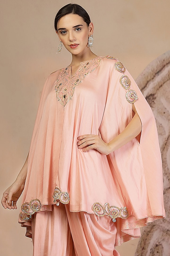 Powder Pink Muslin Silk Beadwork Kurta Set by Soniya G at Pernia's Pop Up Shop