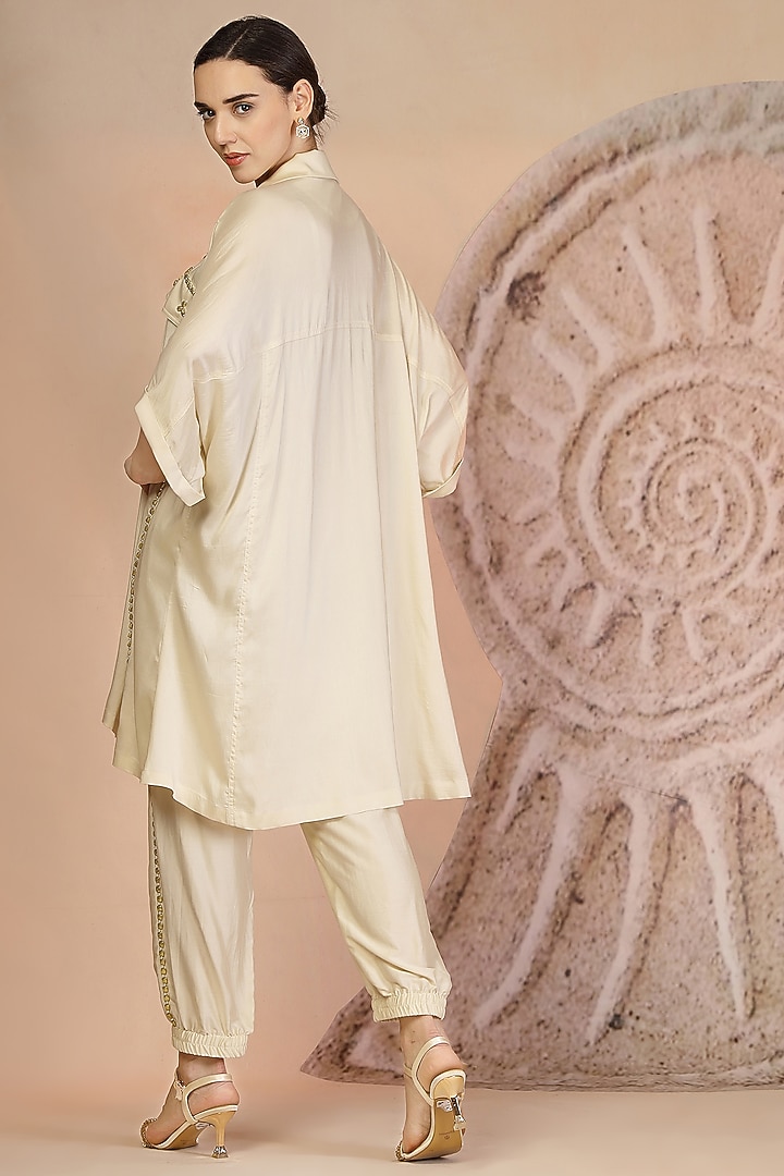 Ivory Muslin Silk Beadwork Jacket Set by Soniya G at Pernia's Pop Up Shop