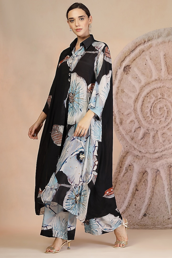 Charcoal Black Muslin Silk Embroidered Kurta Set by Soniya G at Pernia's Pop Up Shop