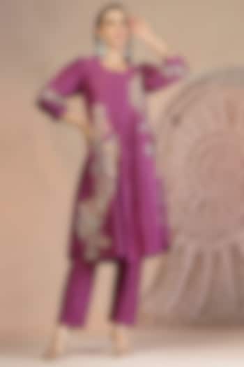 Electric Purple Muslin Silk Hand Embroidered Kurta Set by Soniya G at Pernia's Pop Up Shop