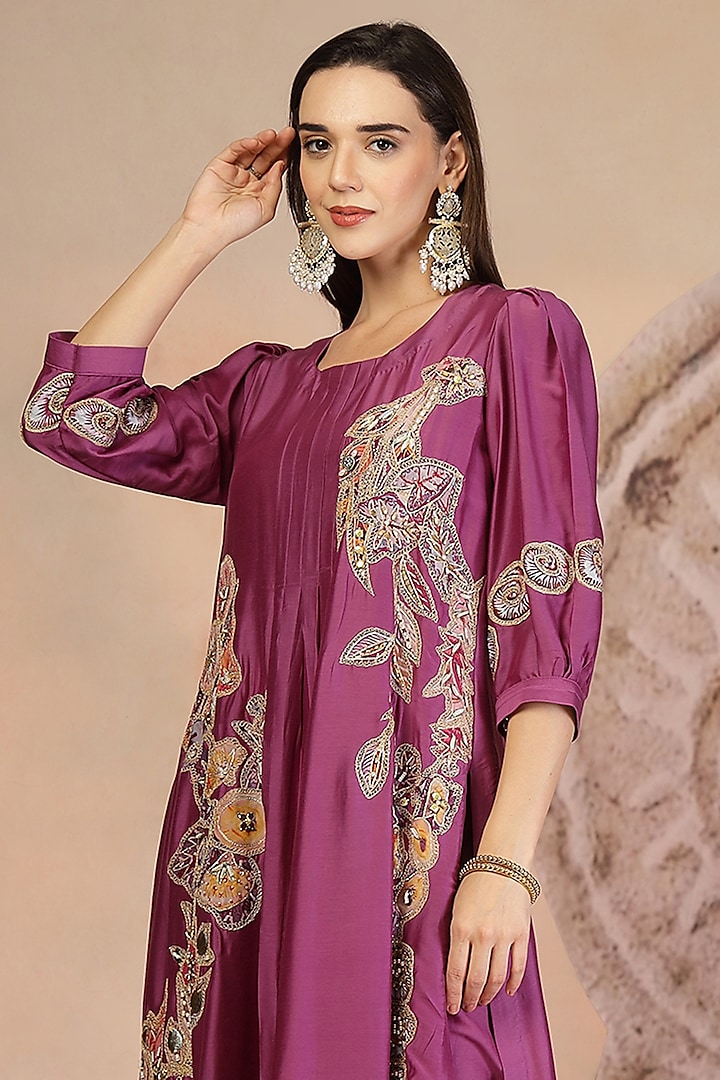 Electric Purple Muslin Silk Hand Embroidered Kurta Set by Soniya G at Pernia's Pop Up Shop