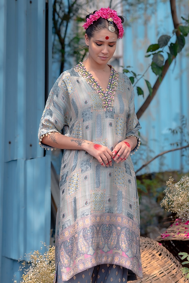 Silver Banarasi Silk Printed Kurta Set by Soniya G at Pernia's Pop Up Shop