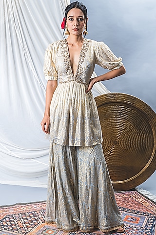 Aisha Brocade croptop & Bamboo silk skirt  Unique blouse designs, Indian  fashion dresses, Long skirt top designs
