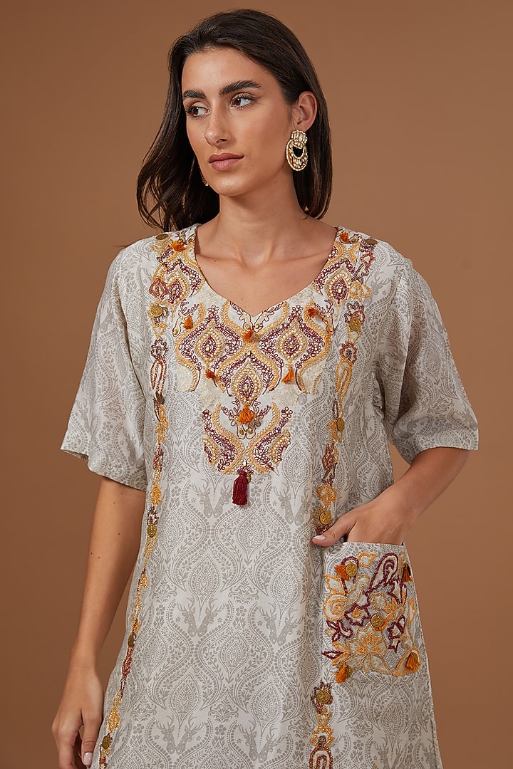 Ivory Chanderi Silk Dori Embroidered Kurta Set by Soniya G at Pernia's Pop Up Shop