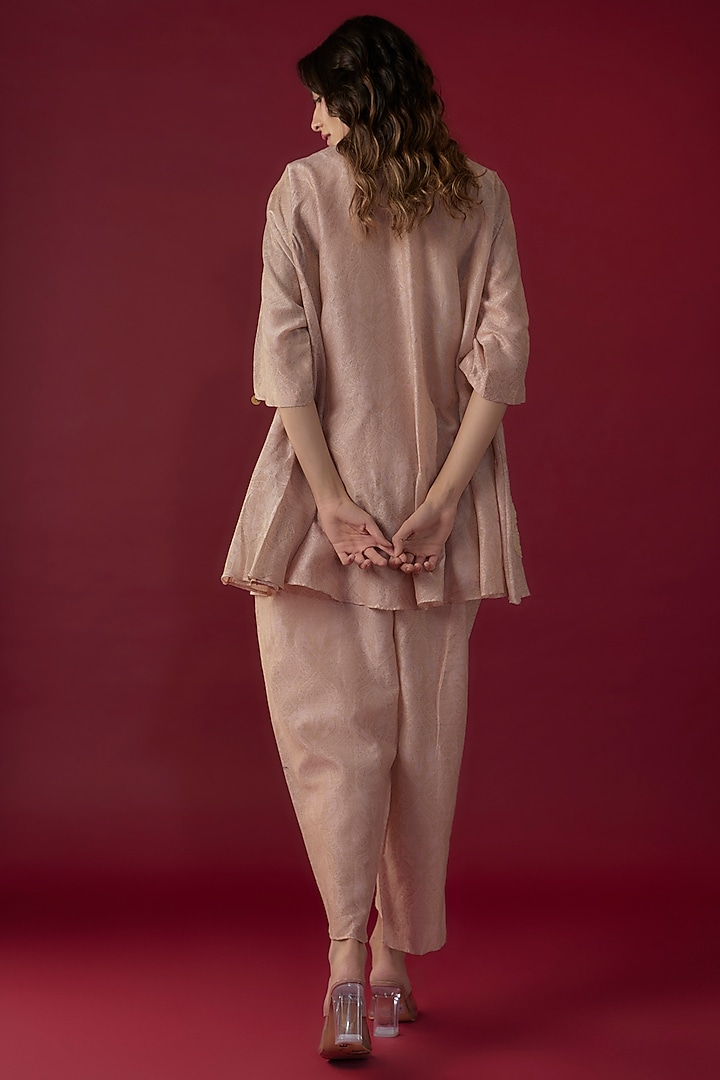 Soft Pink Chanderi Silk Printed & Dori Embroidered Kurta Set by Soniya G at Pernia's Pop Up Shop