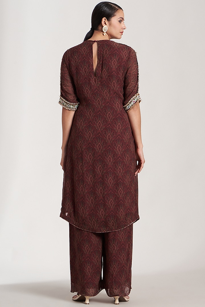 Maroon Printed & Embroidered Kurta Set by Soniya G at Pernia's Pop Up Shop