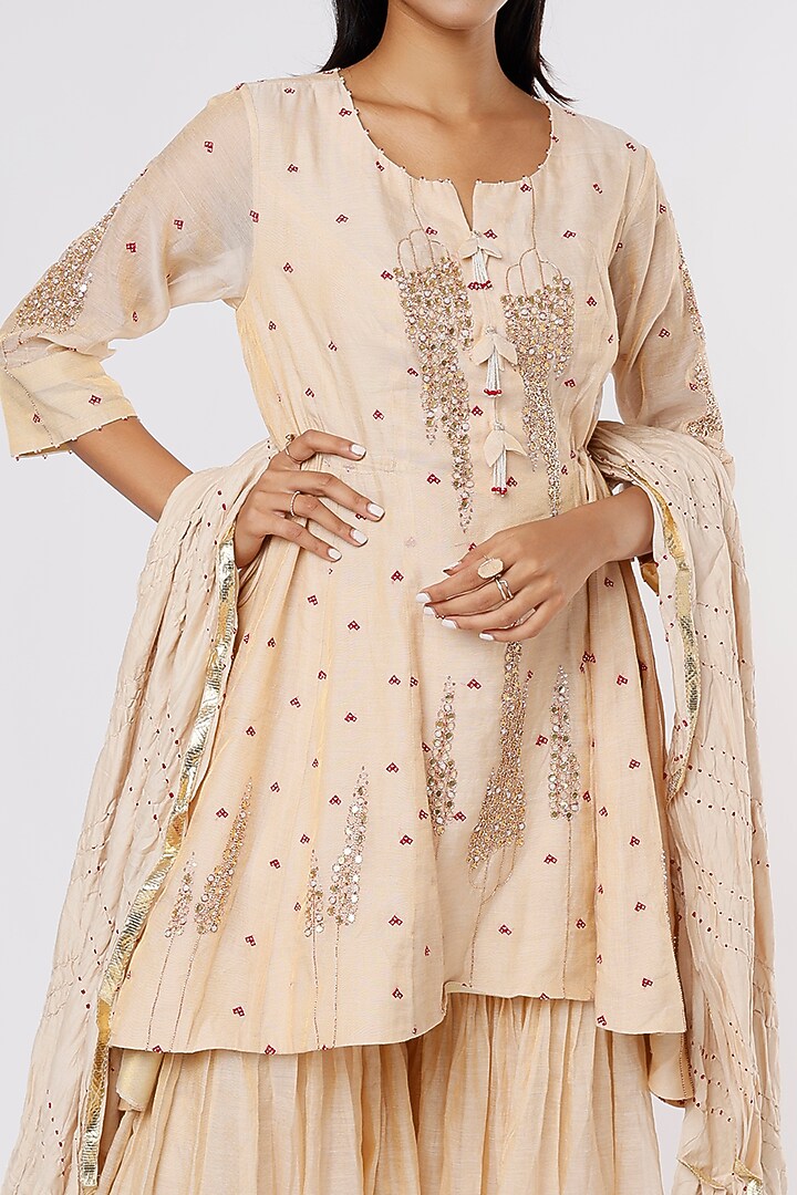 White Embroidered Wedding Anarkali Set by Sozenkari at Pernia's Pop Up Shop