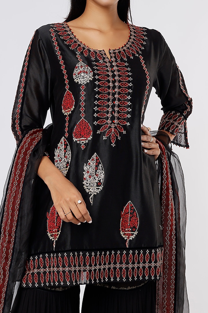 Black Layered Wedding Sharara Set by Sozenkari at Pernia's Pop Up Shop