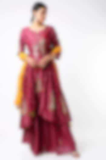 Burgundy Embellished Asymmetrical Anarkali Set by SOZENKARI at Pernia's Pop Up Shop