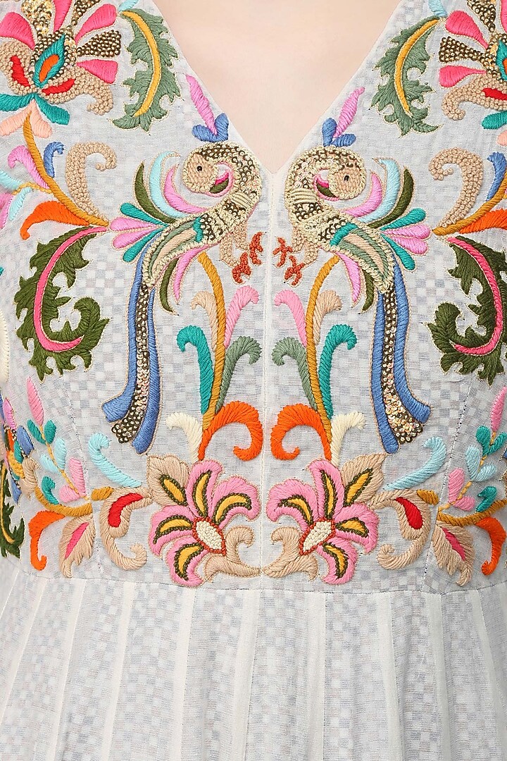 Off white floral embroidered pleated anarkali set available only at Pernia's Pop Up Shop.