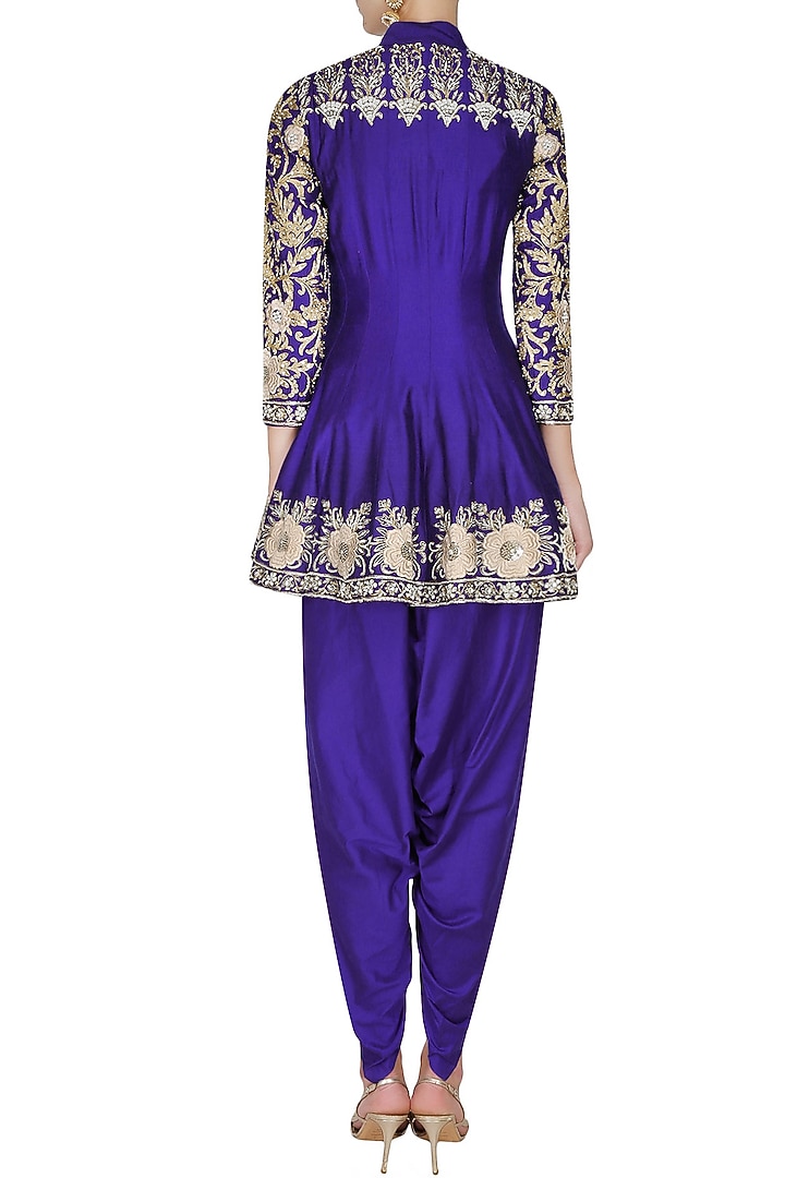 Blue floral pattern dabka, zari and pearl embroidered panelled jacket and dhoti pants set available only at Pernia's Pop Up Shop.