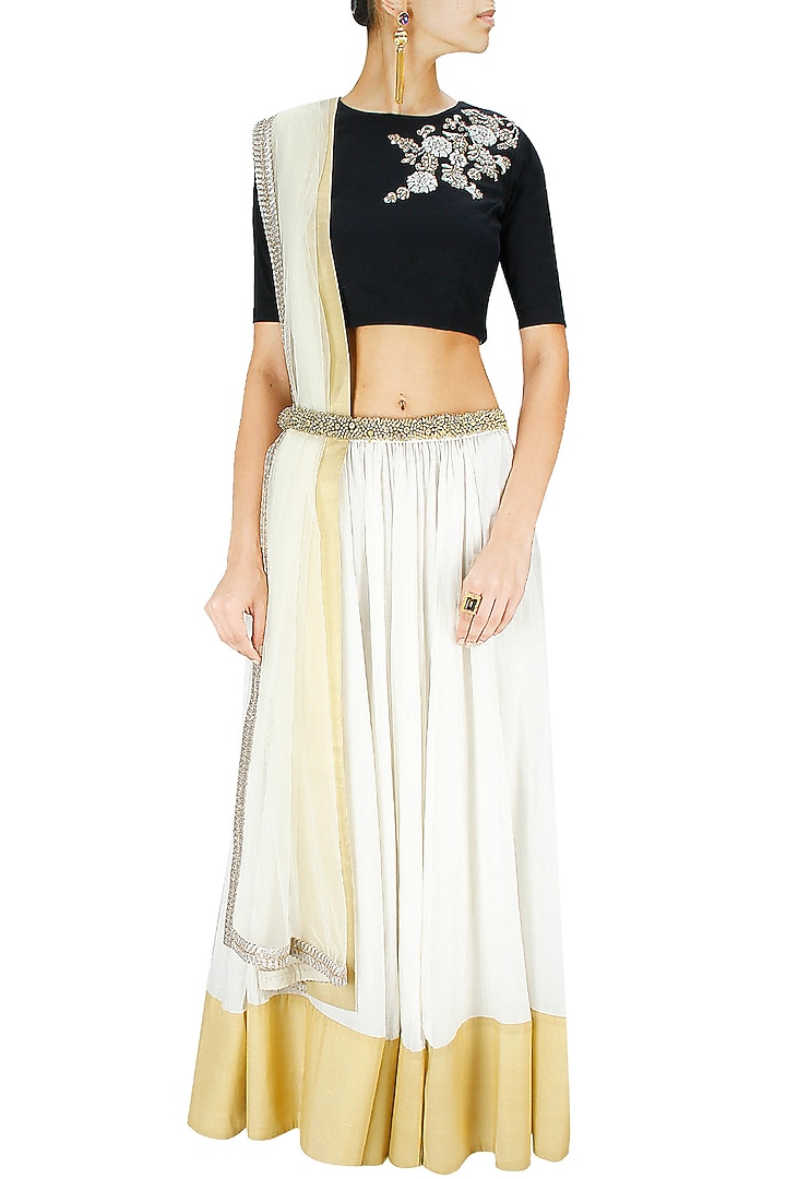 Black and off white dabka embroidered lehenga set available only at Pernia's Pop-Up Shop.