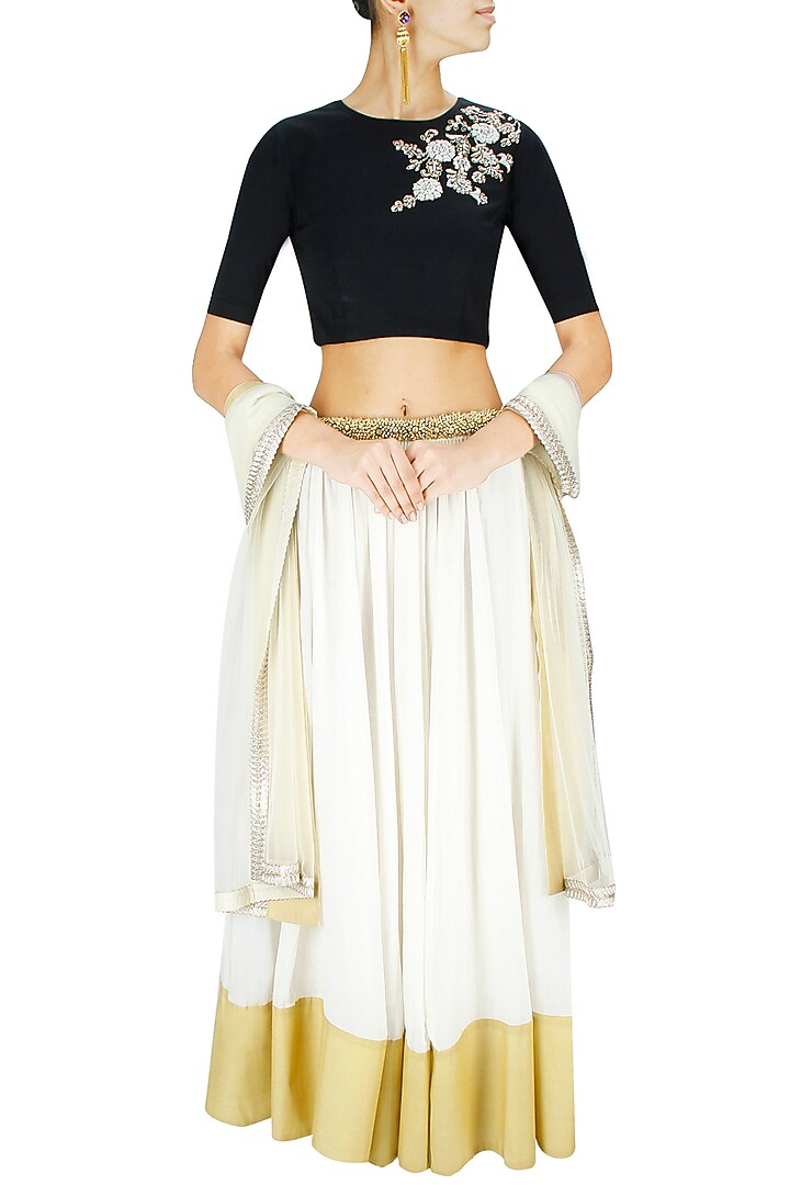 Black and off white dabka embroidered lehenga set available only at Pernia's Pop-Up Shop.