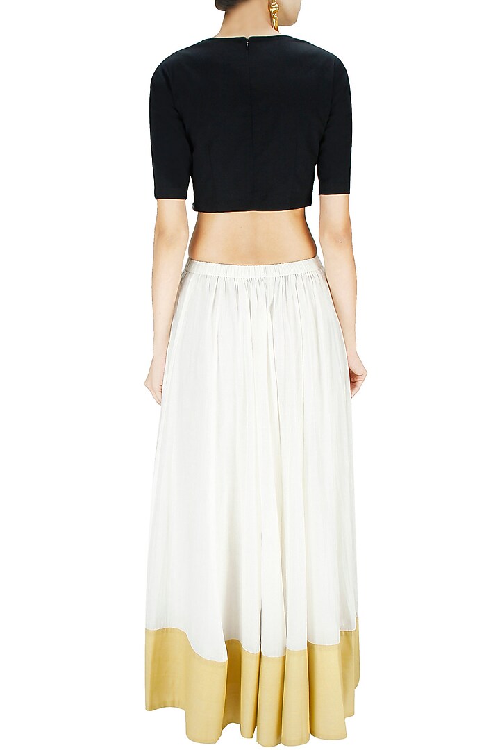 Black and off white dabka embroidered lehenga set available only at Pernia's Pop-Up Shop.