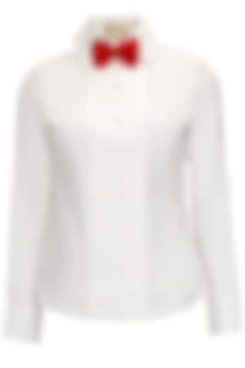 Mapxencars by ridhi and sidhi- Classic white cotton shirt with red bow-tie by Sonam Kapoor's Wardrobe